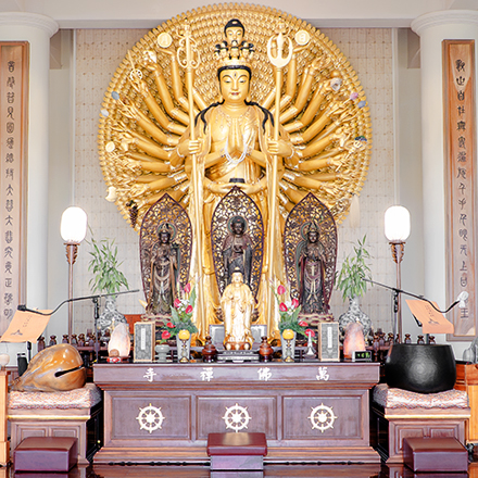 圓通寶殿觀音聖像年度供養